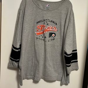 Majestic 3/4 Sleeve Distressed NHL Philadelphia Flyers T-shirt